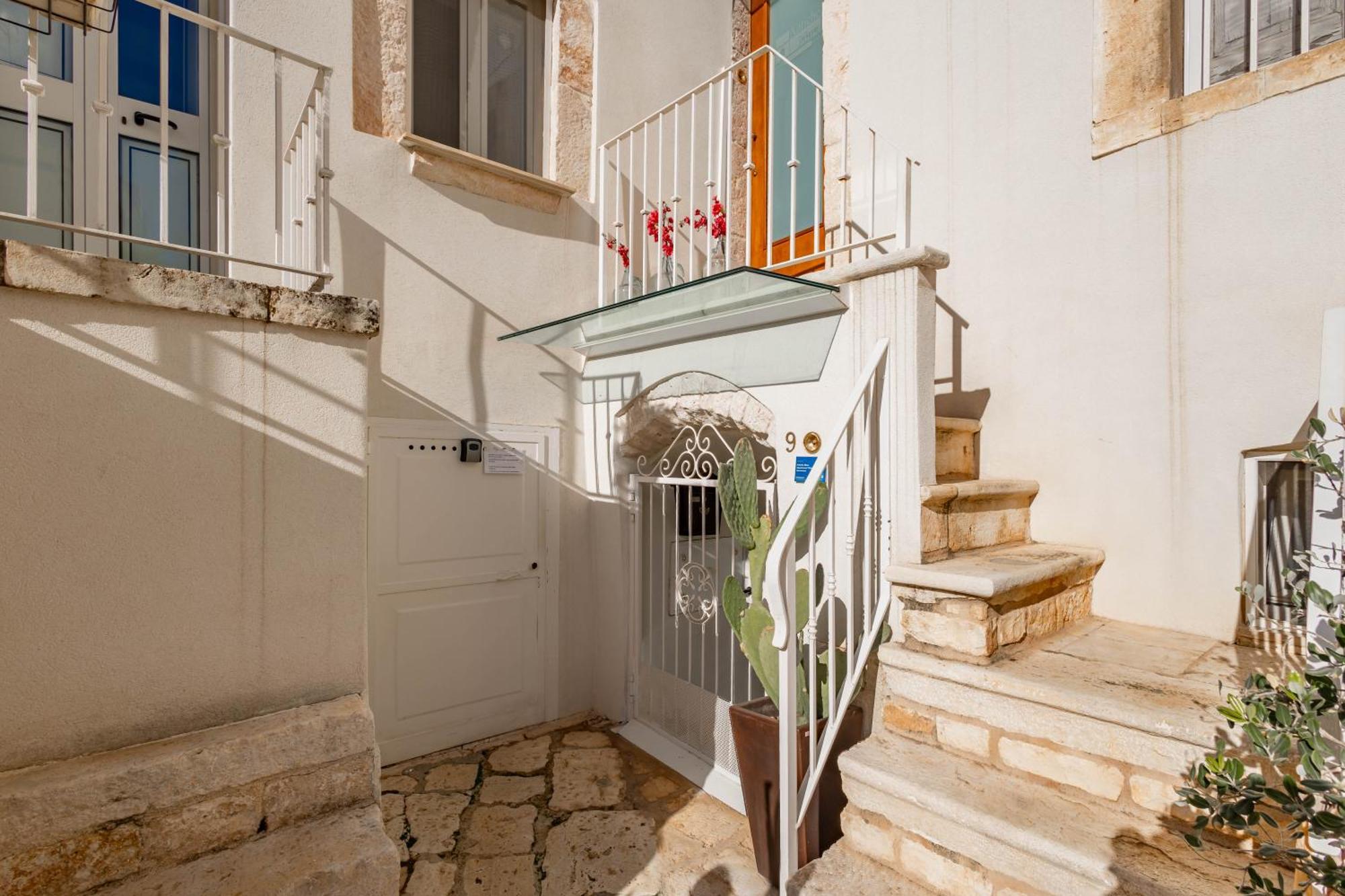 Antiche Mura Apartments"Cielo Di Puglia" -2 Matrimoniali, Cucina E Terrazzo Тури Экстерьер фото